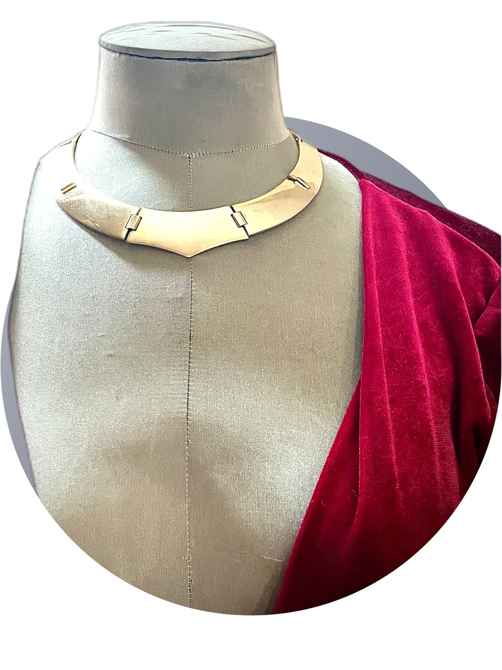 Gold toned neck cuff